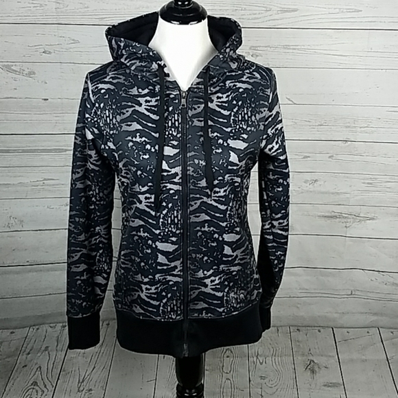 Under Armour Sweaters - Under Armour women's hoodie